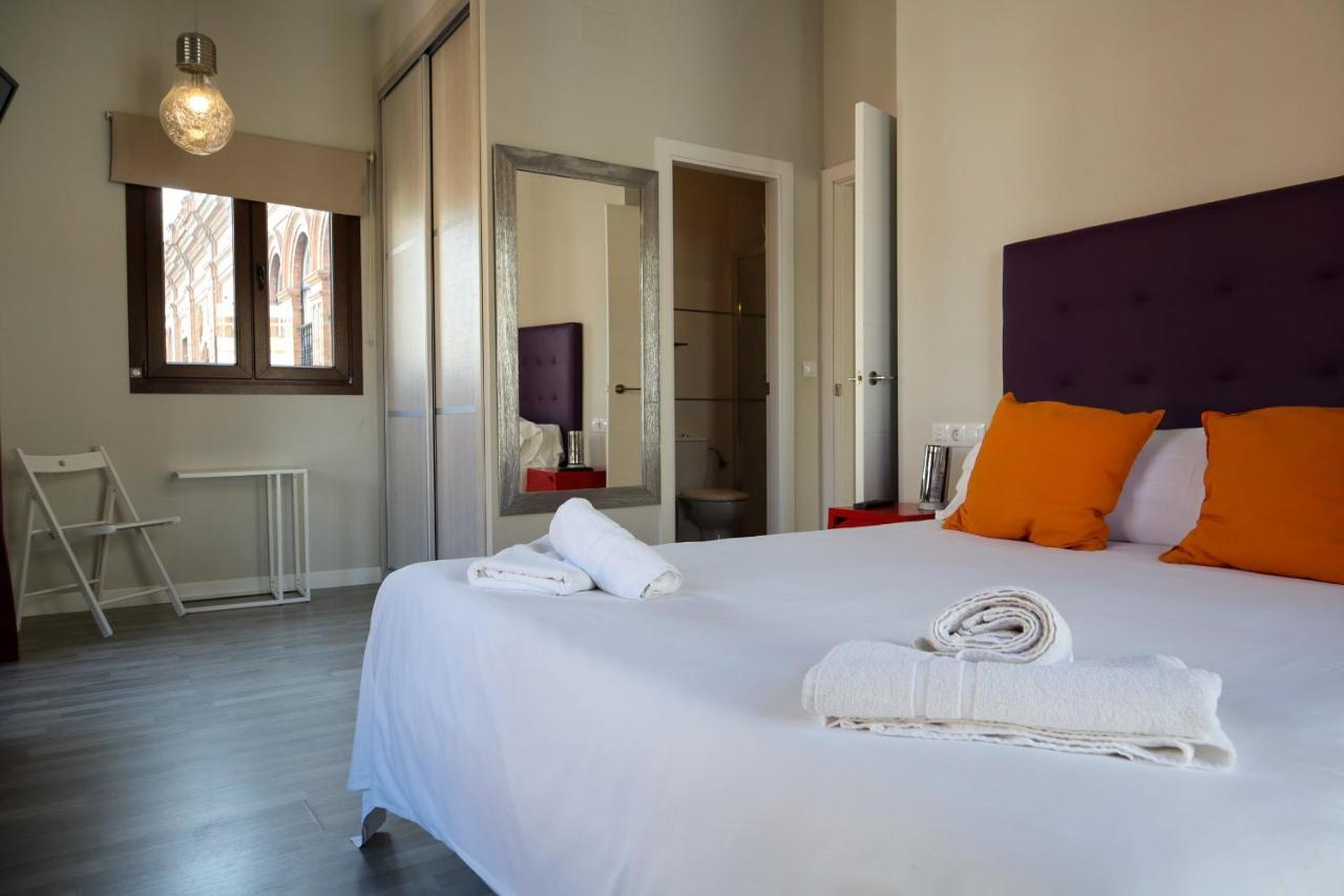 Triana Suite Dreams Севилья Экстерьер фото